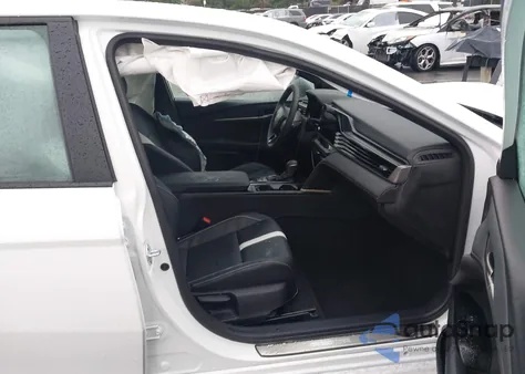 2025 Toyota Camry Se from USA, damaged, VIN 4T1DAACK3SU172354